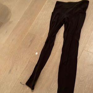 plain black athleta leggings